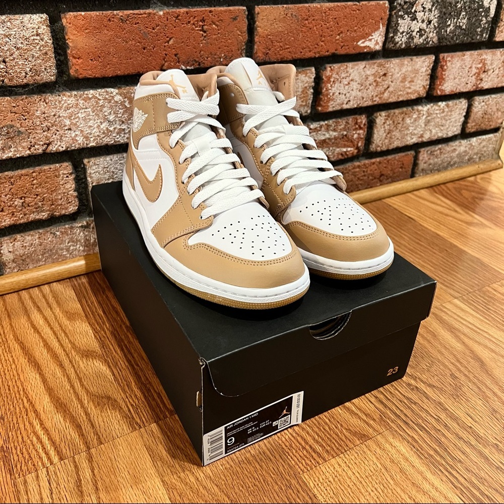 Air Jordan 1 Mid “Tan Gum” Ds Og All
